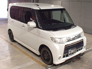 DAIHATSU TANTO 2012