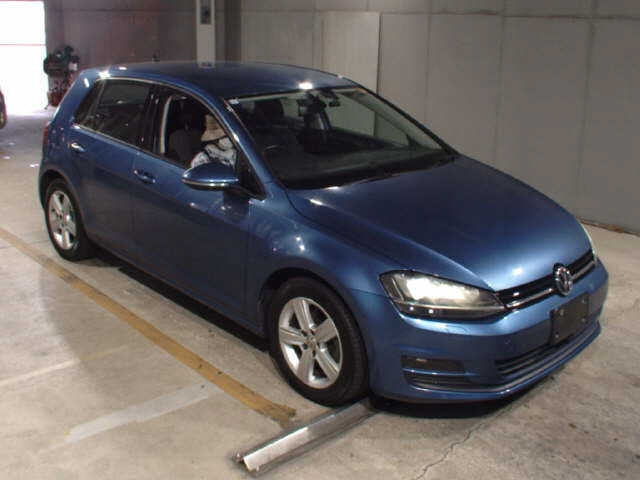 VOLKSWAGEN GOLF 2015