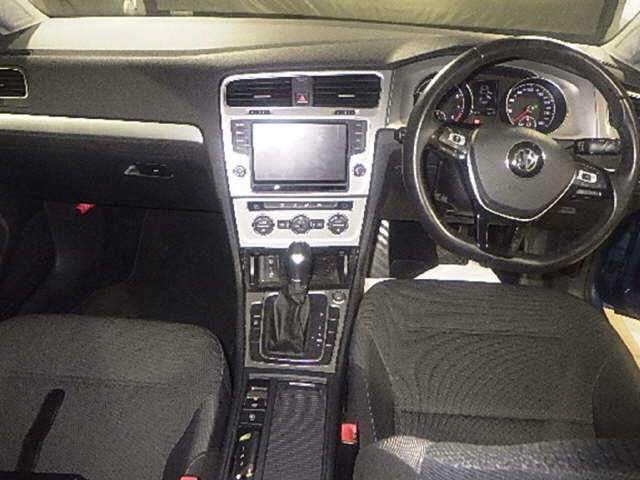 VOLKSWAGEN GOLF 2015