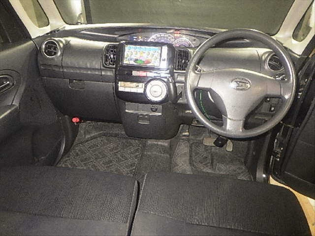 DAIHATSU TANTO 2013