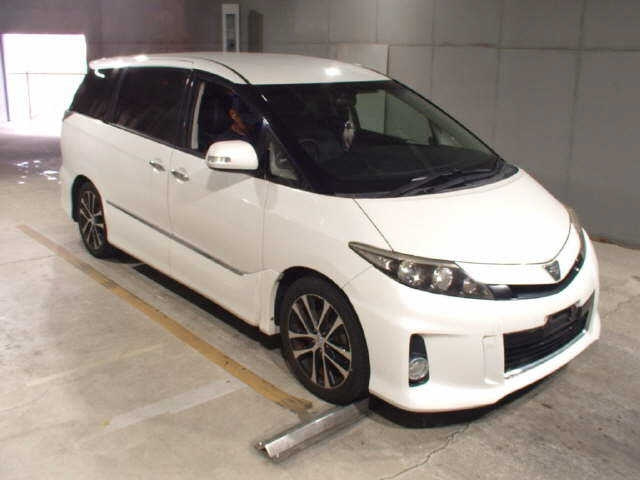 TOYOTA ESTIMA 2014