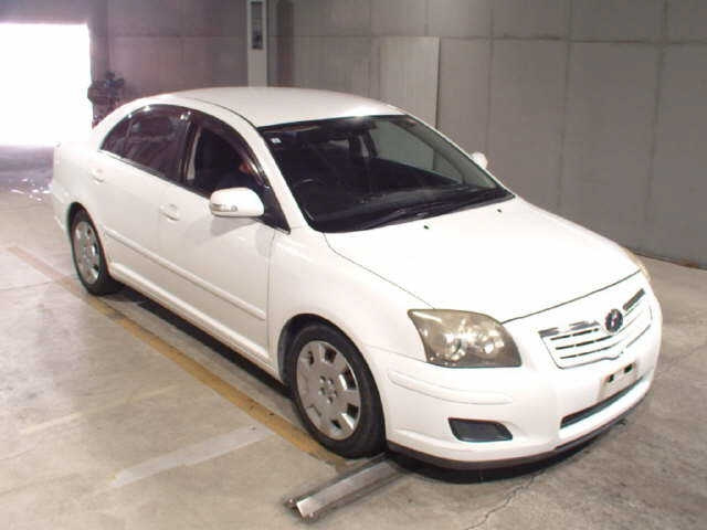 TOYOTA AVENSIS SEDAN 2009
