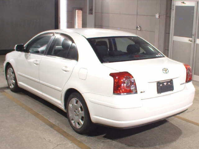 TOYOTA AVENSIS SEDAN 2009