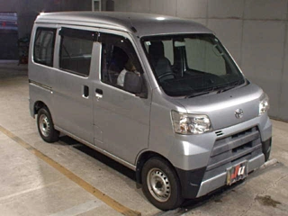 TOYOTA PIXIS VAN 2020