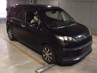 TOYOTA SPADE 2012