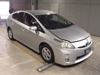 TOYOTA PRIUS 2011