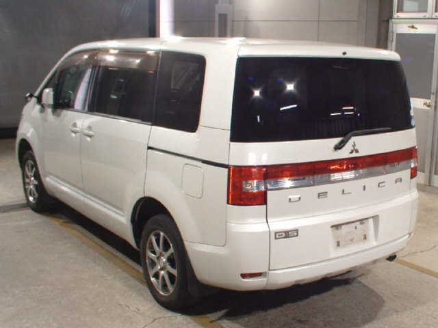 MITSUBISHI DELICA D5 2008