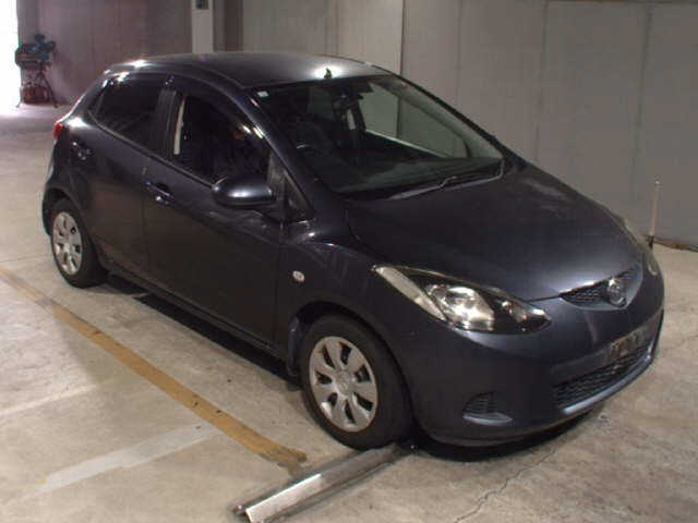 MAZDA DEMIO 2010