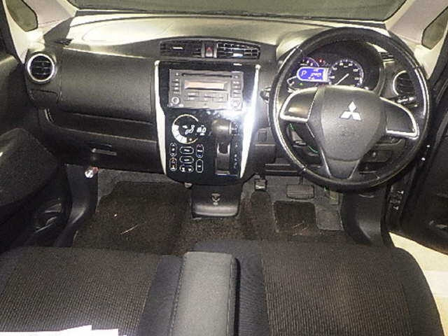 MITSUBISHI EK CUSTOM 2013
