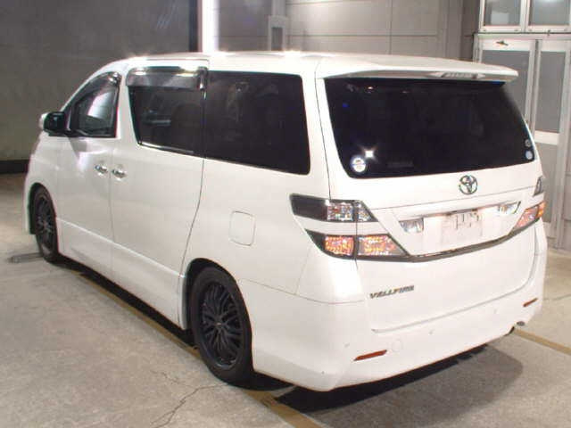 TOYOTA VELLFIRE 2009