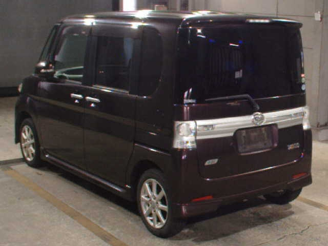 DAIHATSU TANTO 2012
