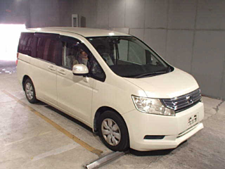 HONDA STEP WAGON 2010
