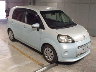 TOYOTA PORTE 2012