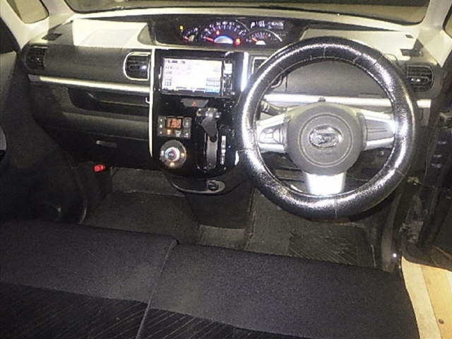DAIHATSU TANTO 2014
