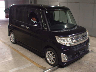 DAIHATSU TANTO 2013