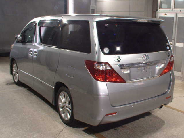 TOYOTA ALPHARD 2008