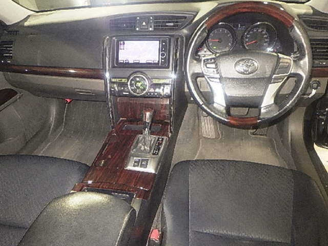 TOYOTA MARK X 2012