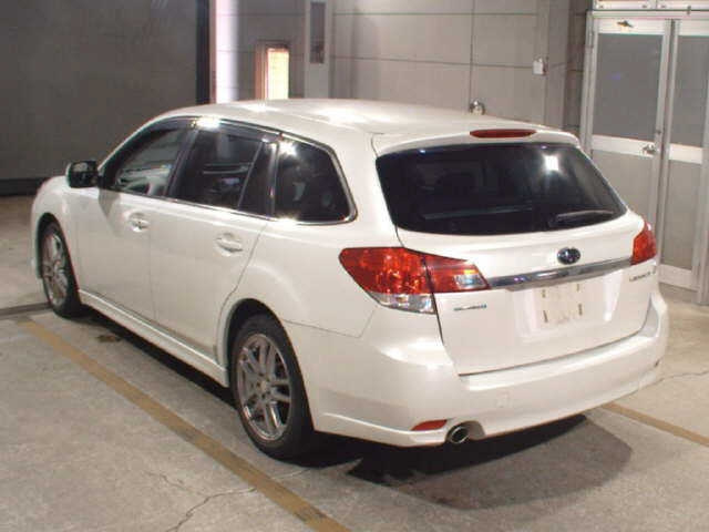 SUBARU LEGACY 2010