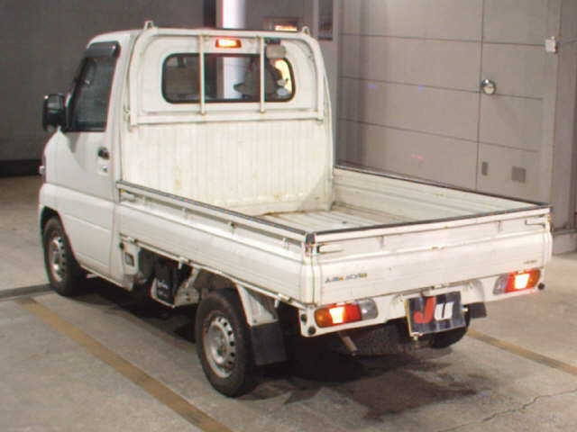 MITSUBISHI MINICAB TRUCK 2009