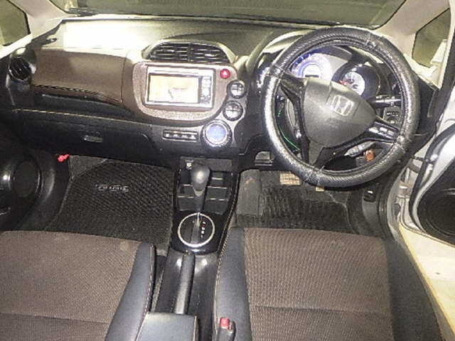 HONDA FIT SHUTTLE 2011