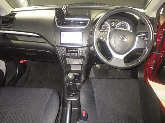 SUZUKI SWIFT 2011