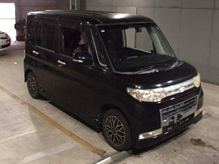 DAIHATSU TANTO 2010