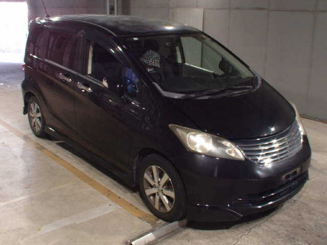 HONDA FREED 2008