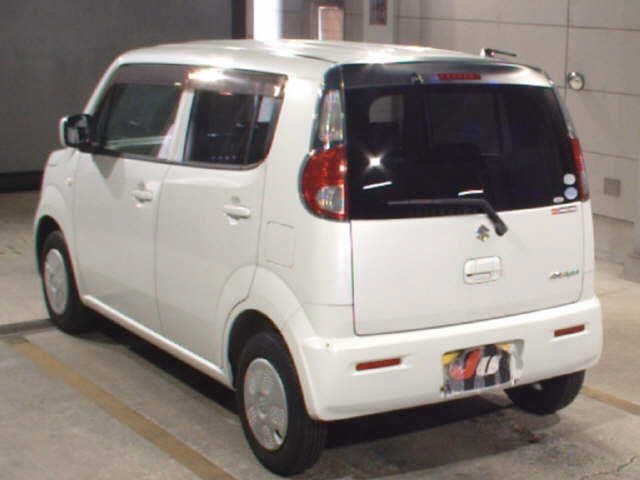 SUZUKI MRWAGON 2011