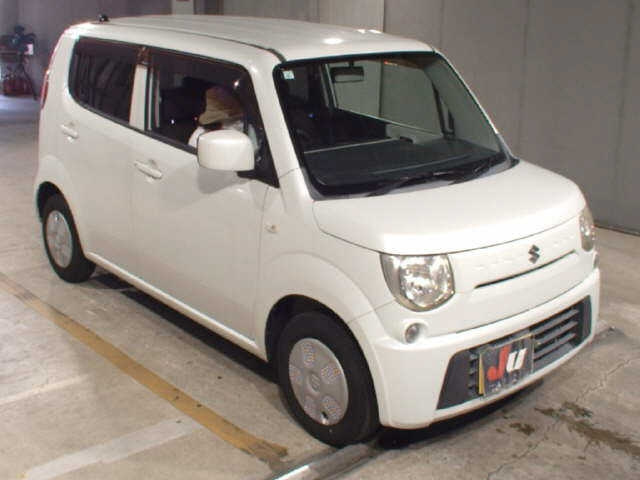 SUZUKI MRWAGON 2011