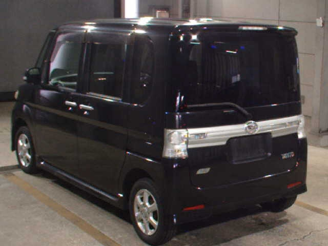 DAIHATSU TANTO 2013