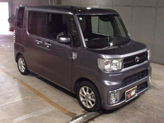 TOYOTA PIXIS MEGA 2020
