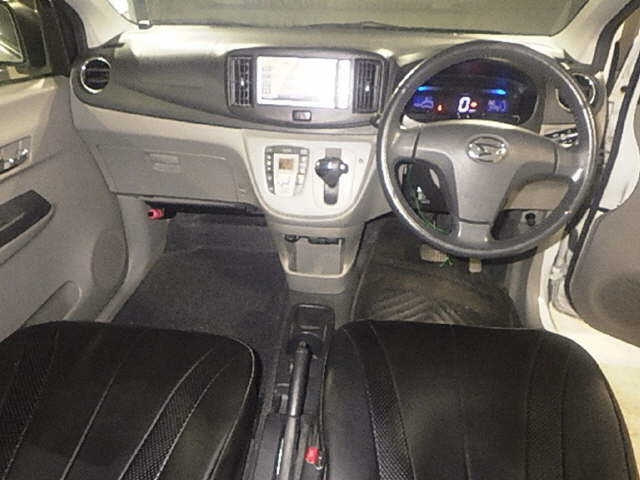 DAIHATSU MIRA E S 2012