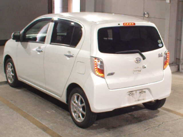 DAIHATSU MIRA E S 2012