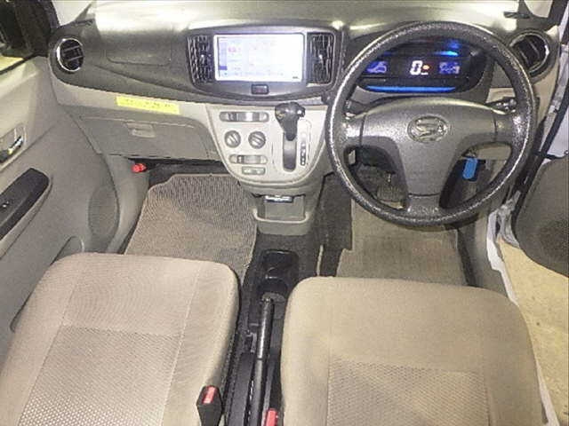 DAIHATSU MIRA E S 2012