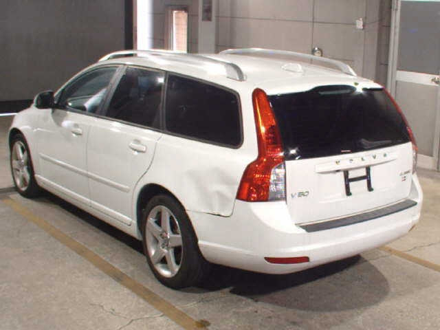 VOLVO V50 2012
