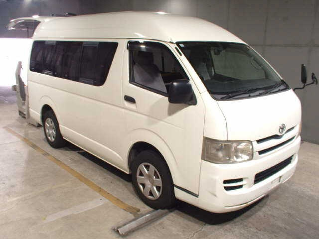 TOYOTA HIACE VAN 2008