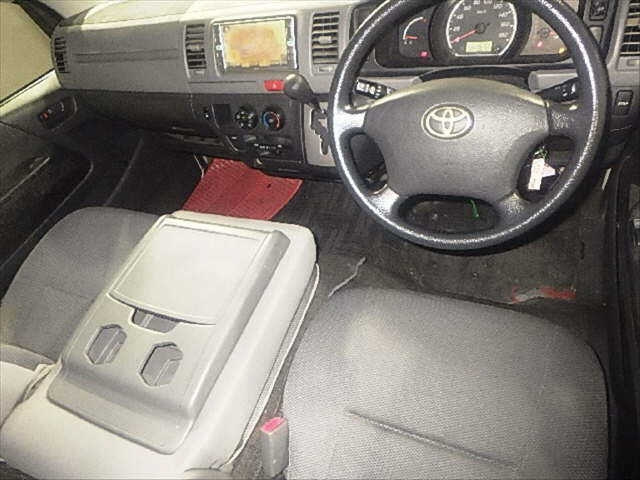 TOYOTA HIACE VAN 2008