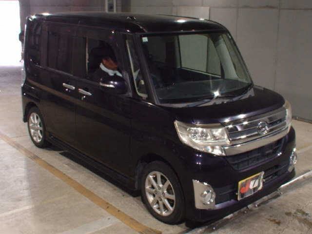 DAIHATSU TANTO 2013