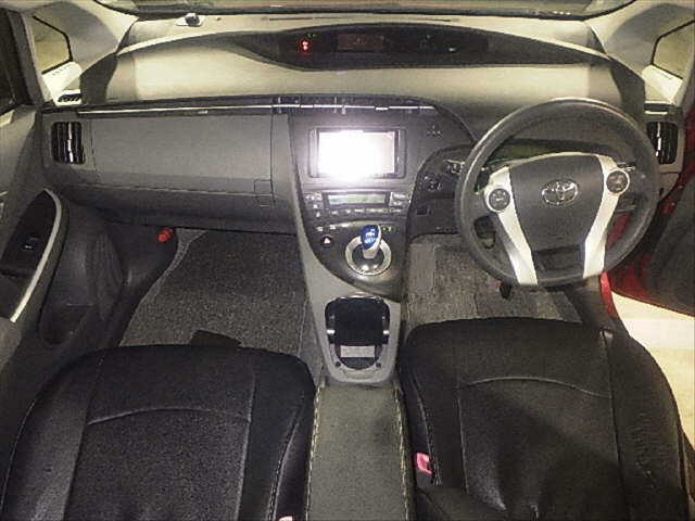 TOYOTA PRIUS 2011