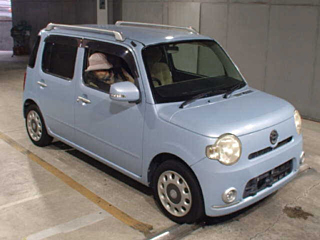 DAIHATSU MIRA 2010