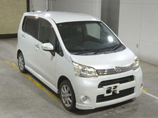 DAIHATSU MOVE 2011