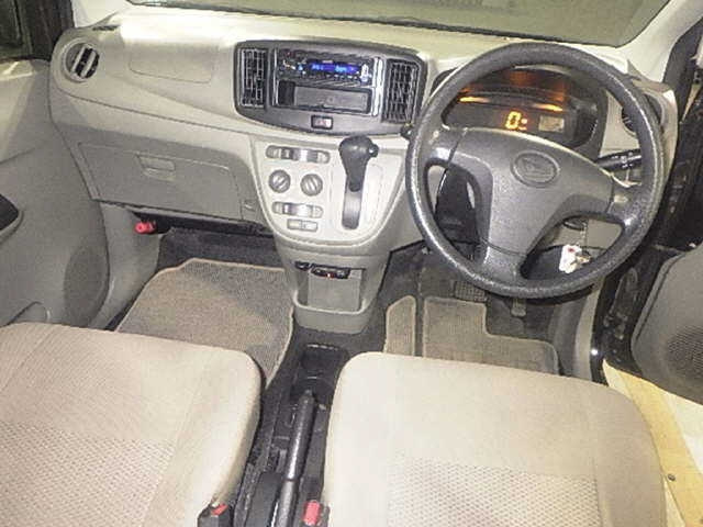 DAIHATSU MIRA E S 2012