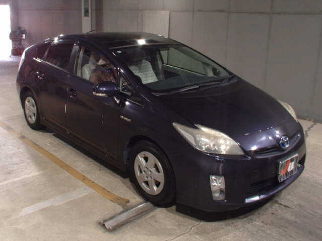 TOYOTA PRIUS 2011