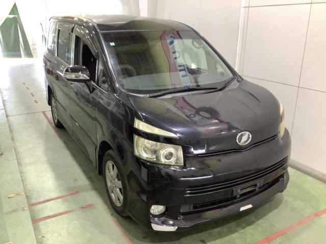 TOYOTA VOXY 2008