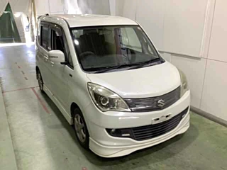 SUZUKI SOLIO 2013