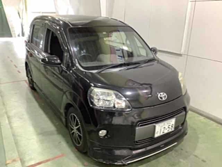 TOYOTA PORTE 2015