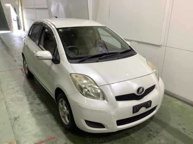 TOYOTA VITZ 2009