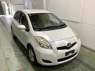 TOYOTA VITZ 2009