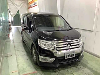 HONDA STEP WAGON 2012