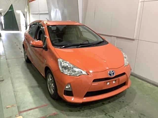 TOYOTA AQUA 2013